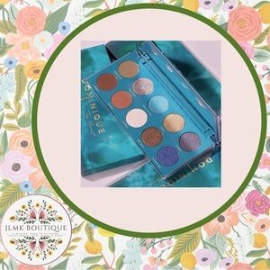 Dominique Cosmetics - The Moment Eyeshadow Palette